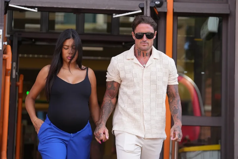 Disgraced TV star Stephen Bear jailed for sex offender register breach after taunting police from Brazil beach