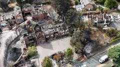 Fires prompt national alert as 19 homes destroyed