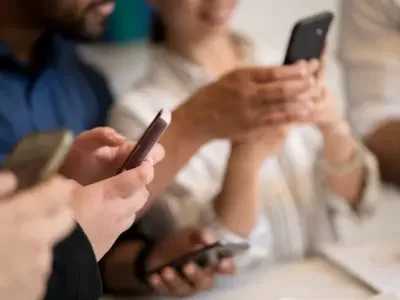The discursive function of gendered online hate speech in Kosovo
