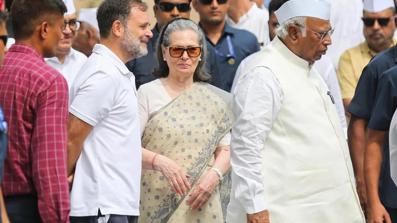 Bankim Chandra's descendant seeks Sonia Gandhi's apology over 'Vande Mataram' row