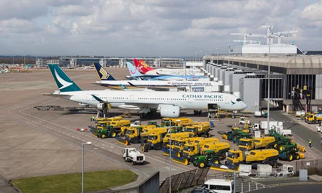 Chaos at Manchester Airport after trespasser 'enters airfield' causing seven flights to be diverted and 17 held in sky