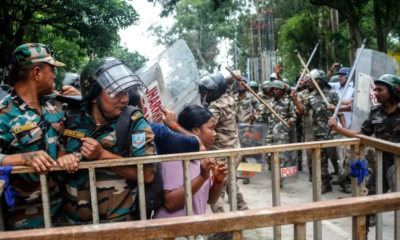 Police in India's Jharkhand fire tear gas, use batons to disperse youth protesters