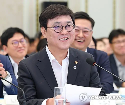 (LEAD) Culture ministry maps out plans to boost cultural industries, attract 40 mln visitors
