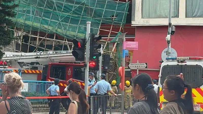 Man hospitalised after bamboo scaffolding collapses in Sham Shui Po