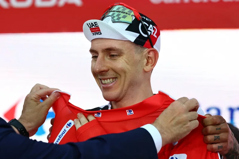 Tadej Pogacar pips British trio to opening stage victory in ominous start to Vuelta a Espana