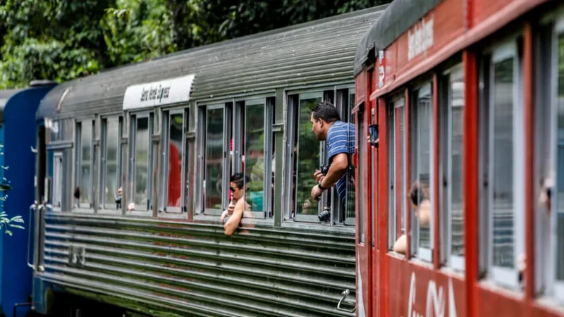 Expresso do Rock: The Wine and Live Music Train to Paranapiacaba