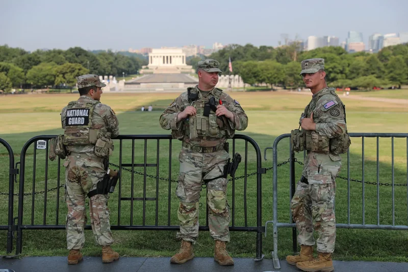 Elizabeth Warren demands answers on the National Guard deployment, and finds the cost: $1.4 billion