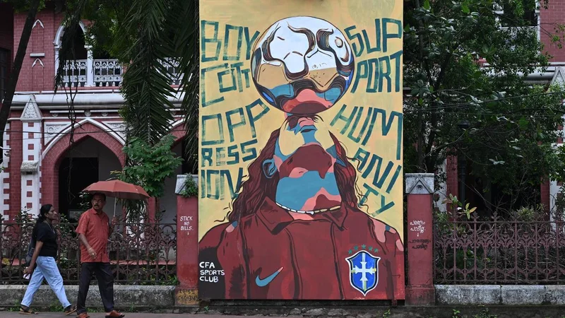 Kerala University removes banners and boards from campuses
