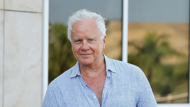 Tim Robbins urges Democrats to drop outrage and 'get their stuff together'