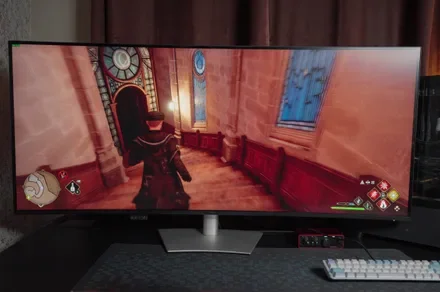 Dell UltraSharp 52 Thunderbolt Hub Monitor review: A workstation in a single display