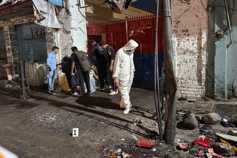 14 killed after suicide bomber strikes anti-militant rally in northwestern Pakistan