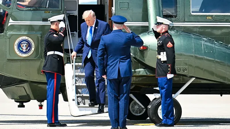 FAA investigating possible violation of safety protocol involving Trump, Marine One