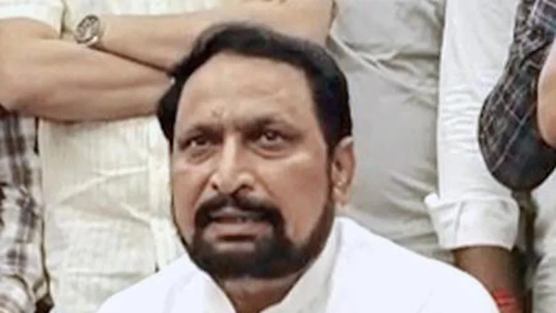 Laxman Savadi seen as political counterfoil to Satish Jarkiholi in Belagavi district