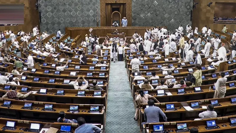 Lok Sabha passes Bill to amend Mines and Minerals development Law without debate