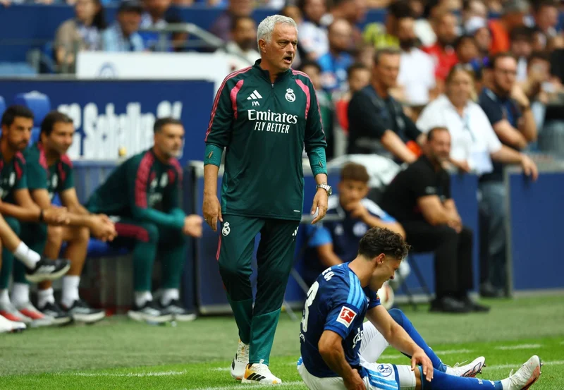 Jose Mourinho begins second stint with Real Madrid on mission to topple Barcelona