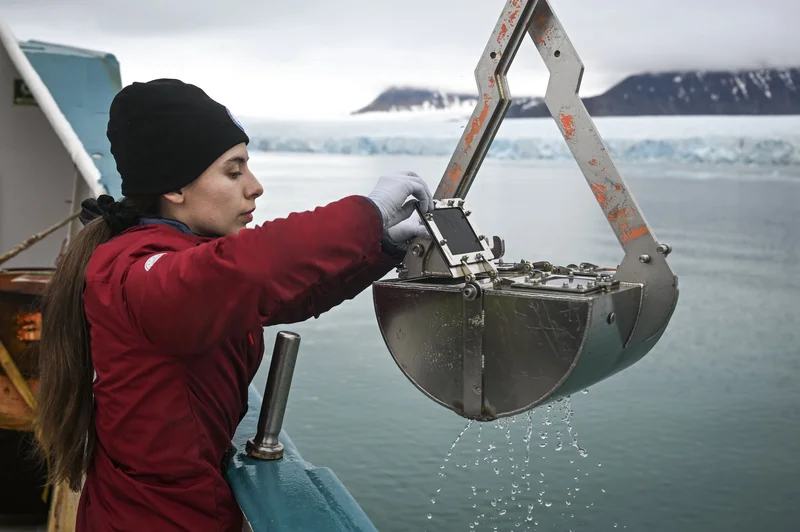 Türkiye’s Arctic expedition tracks changing, polluted polar world