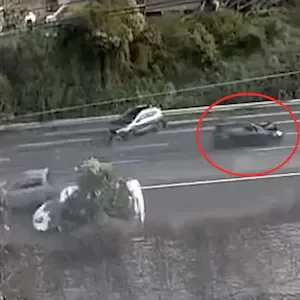 Driverless car travelled 300m after four-vehicle crash on Auckland’s Southern Motorway, witness says