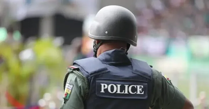 Police arrest 10 suspected cultists, recover weapons in Cross River
