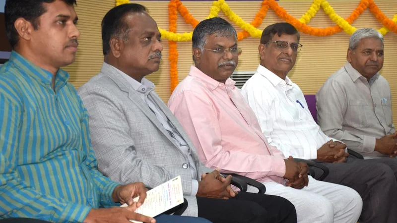 Inscriptions key to tracing Karnataka’s cultural links with neighbouring states: Kannada varsity VC