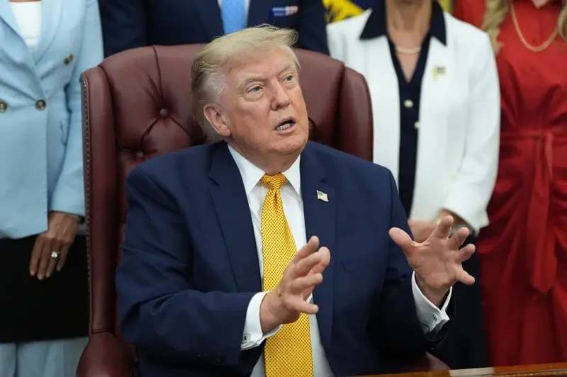 Trump says U.S. attorney ‘choked’ by dropping Reflecting Pool vandal case