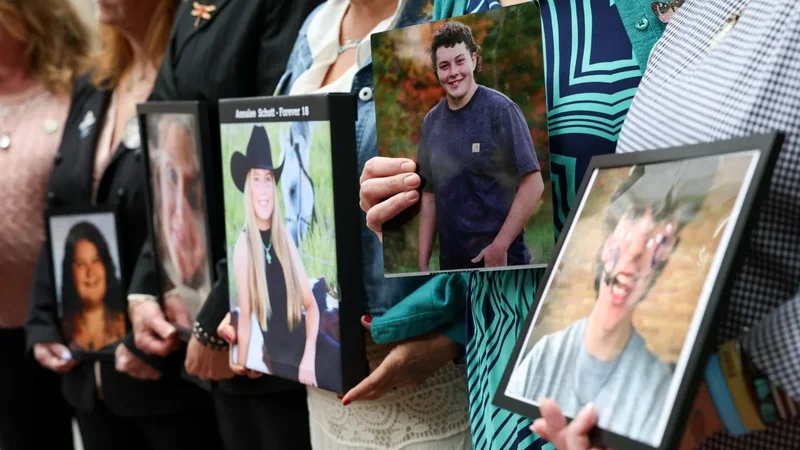 Meta accused of targeting children to boost Facebook and Instagram use, as US trial begins