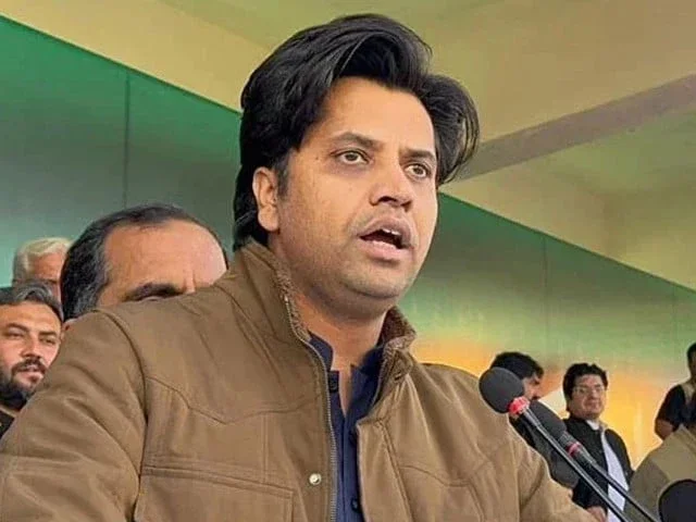 Shafi Jan accuses Centre of defying courts