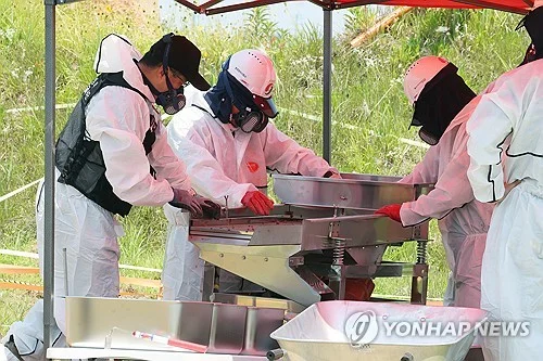 Police raid Korea Airports Corp., transport ministry over Jeju Air crash