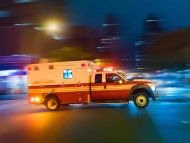 2 dead, 12 injured after boat capsizes in New York Harbor