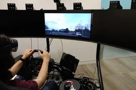 Study finds animated warnings can help distracted drivers spot hazards more reliably