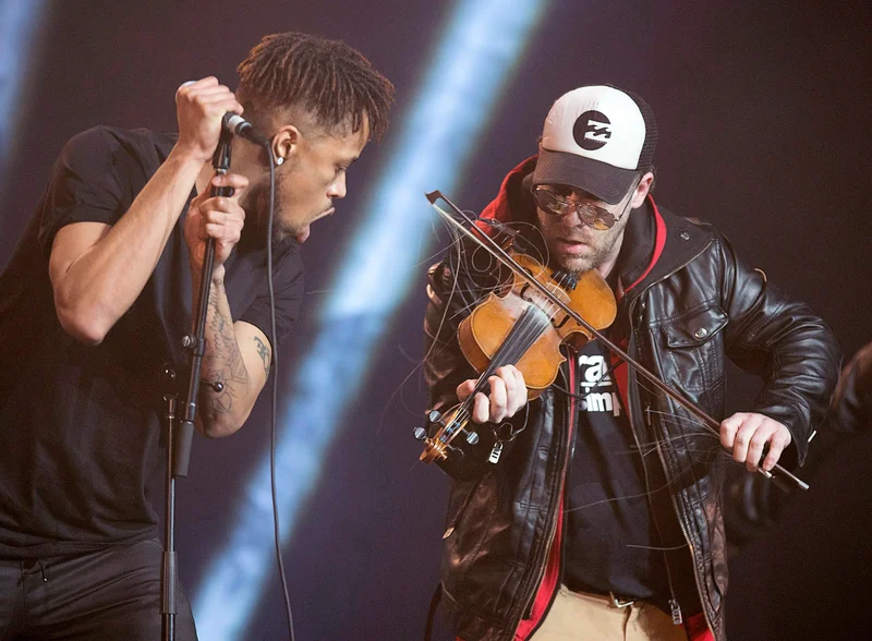Fiddler Ashley MacIsaac ends defamation lawsuit against Google