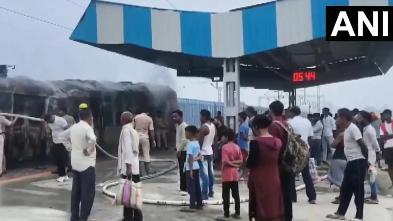 Two coaches of Samastipur-Saharsa MEMU train catch fire in Bihar, none hurt