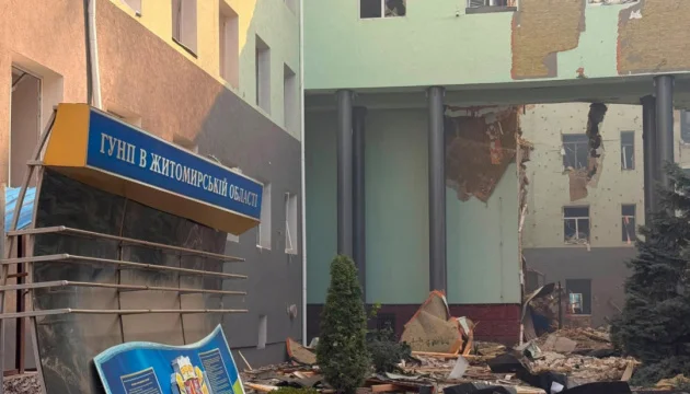 Russian attack in Zhytomyr kills two police officers and injures at least 20 people