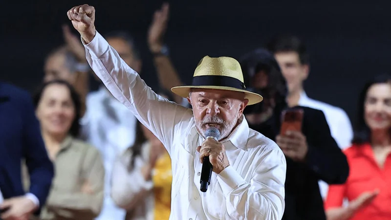 For his seventh election campaign, Brazil's president focuses on sovereignty