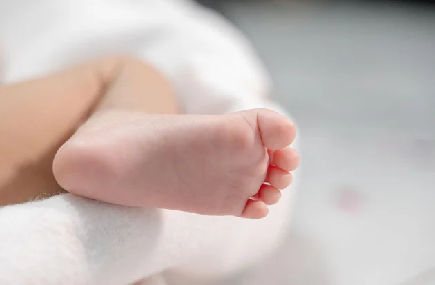 Average age of first-time mother increases by around 14 months over past decade