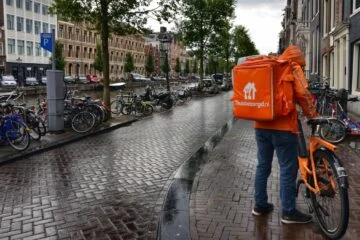 Your takeaway habit is feeding Dutch inflation, says DNB