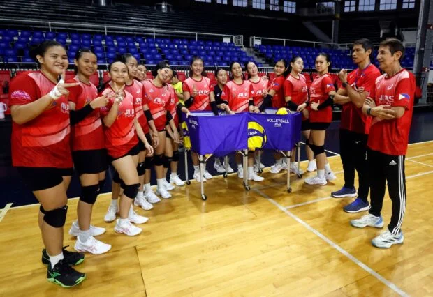 Alas Girls battle fancied Chinese in historic World debut