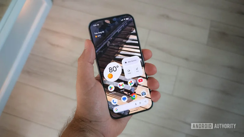 Google adds 9 new wallpapers for Pixel users and soccer fans