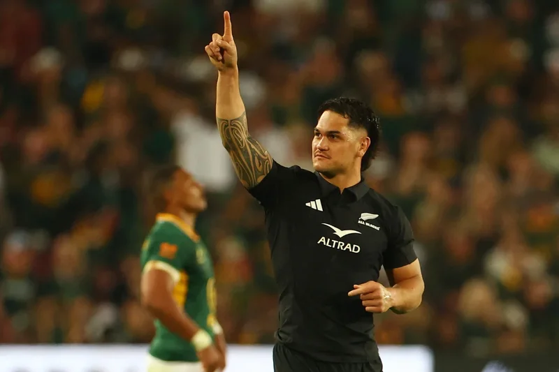 New Zealand stun South Africa to make statement start to Rugby’s Greatest Rivalry series