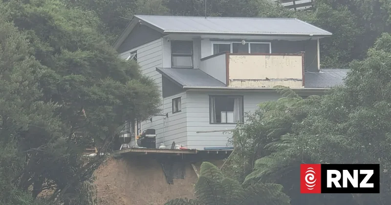 Tiaki Wai apologises after Wellington residents fight bills for water they can't use