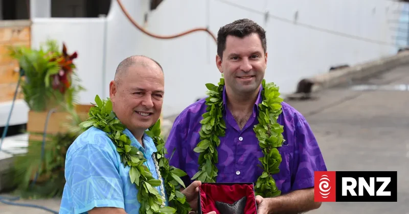 'Teeming with life': Cook Islands officials enthuse over NOAA deep dive
