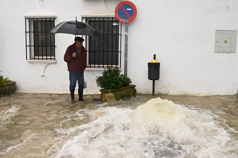 Seven injured as heavy rains lash northeast Spain