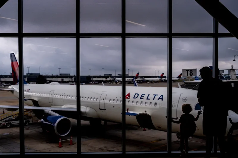 Passengers evacuated after cockpit fumes force Delta flight to turn around