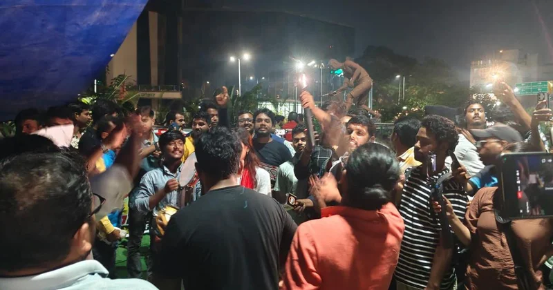 Jharkhand holds talks with student protesters, says it will consider demands