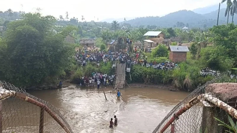 Bridge collapse in DR Congo reignites debate about mining revenues