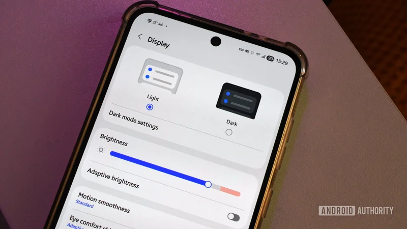 Samsung might give you dark-themed icons to go with dark mode