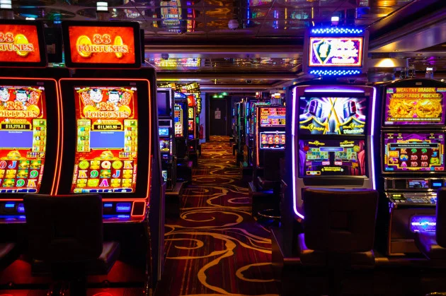 A fake story about the housing crisis tried to make me gamble with an online casino in Cyprus