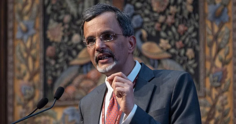Restore E10 fuel option for older vehicles, says chief economic adviser