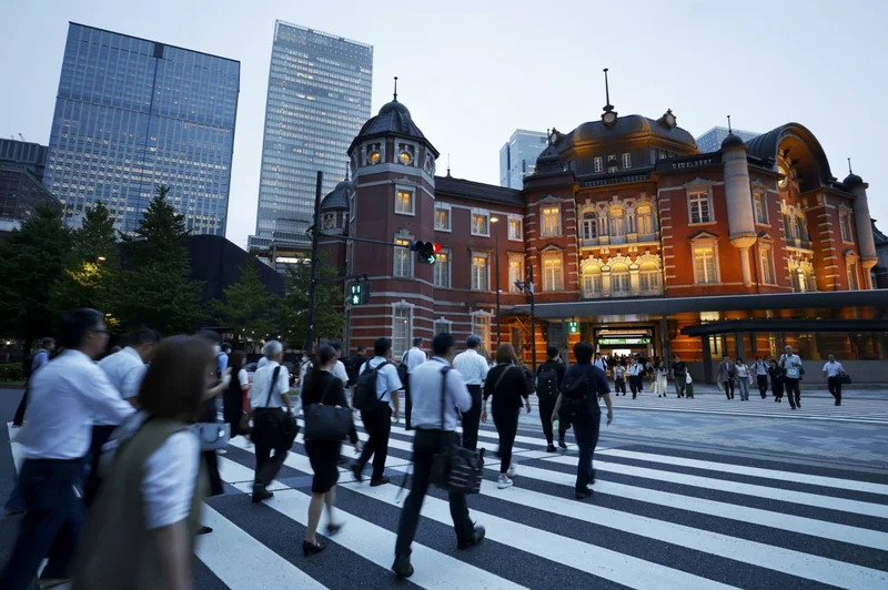 Support for more foreign workers in Japan drops below 60%