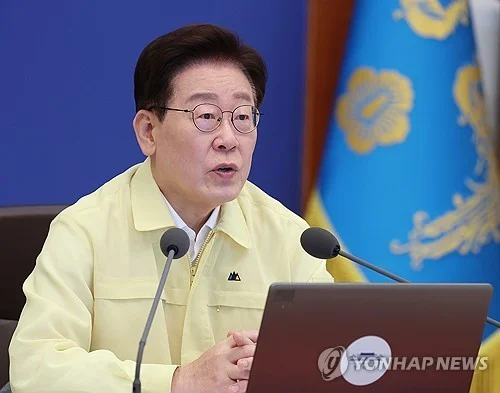 (LEAD) Lee reaffirms push to retake wartime operational control of troops during his term