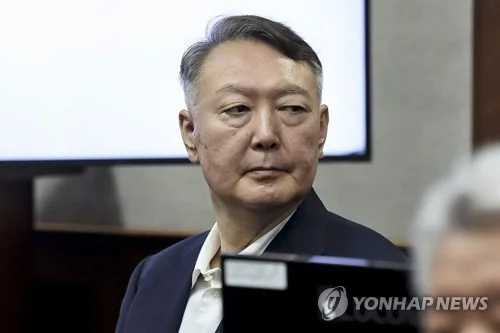 Special counsel seeks 10 mln-won fine for ex-President Yoon over perjury